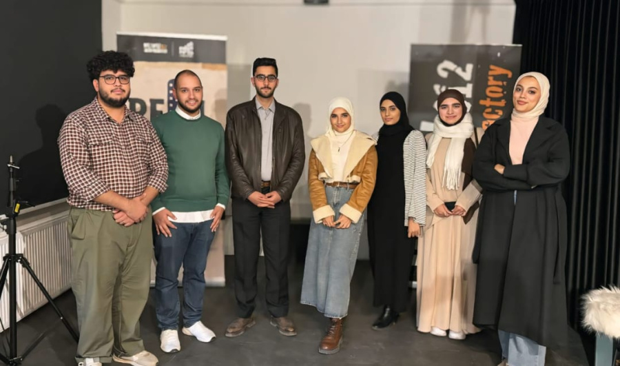 طلبة إعلام الزرقاء يشاركون في مشروع