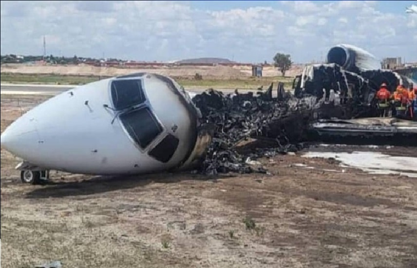 قبل المنجم: اشتعال طائرة وزير كونغولي