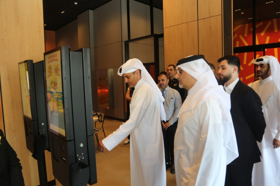 السفير القطري في عمّان يزور أول