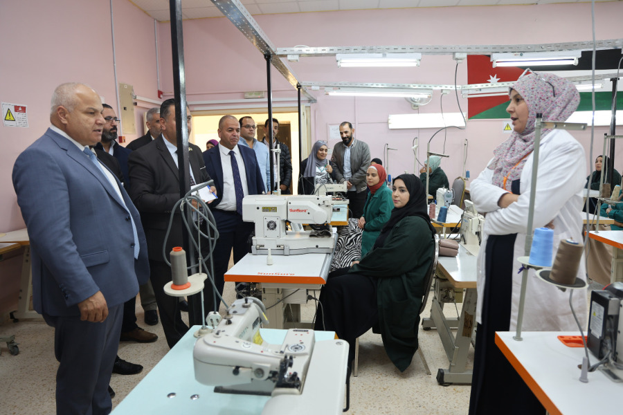 البكار يتفقد معهد تدريب مهني المفرق