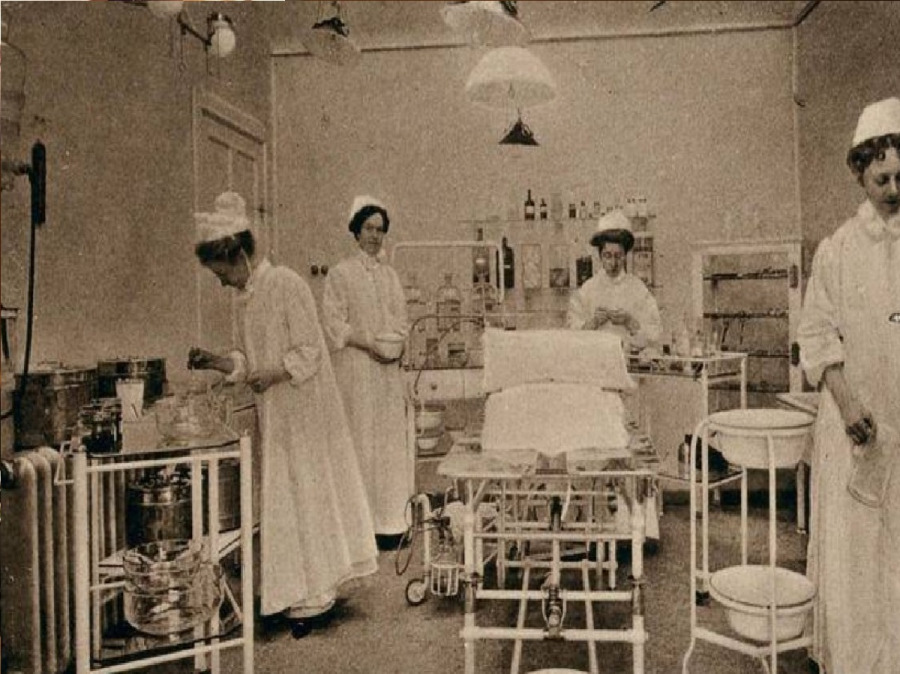 بضع دقائق من الجحيم: تاريخ الجراحة