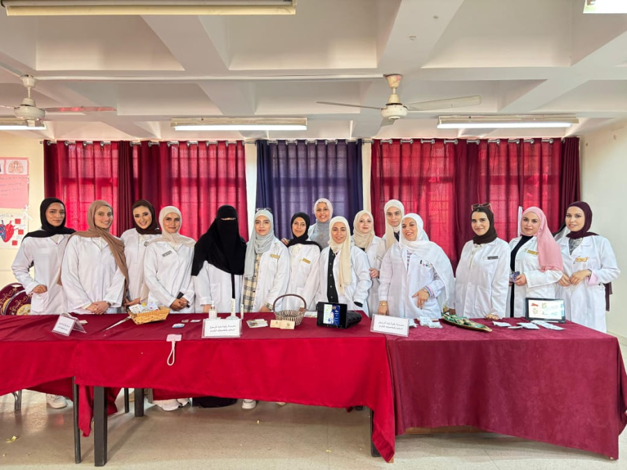 صيدلة الزرقاء تنظم نشاطا توعويا في