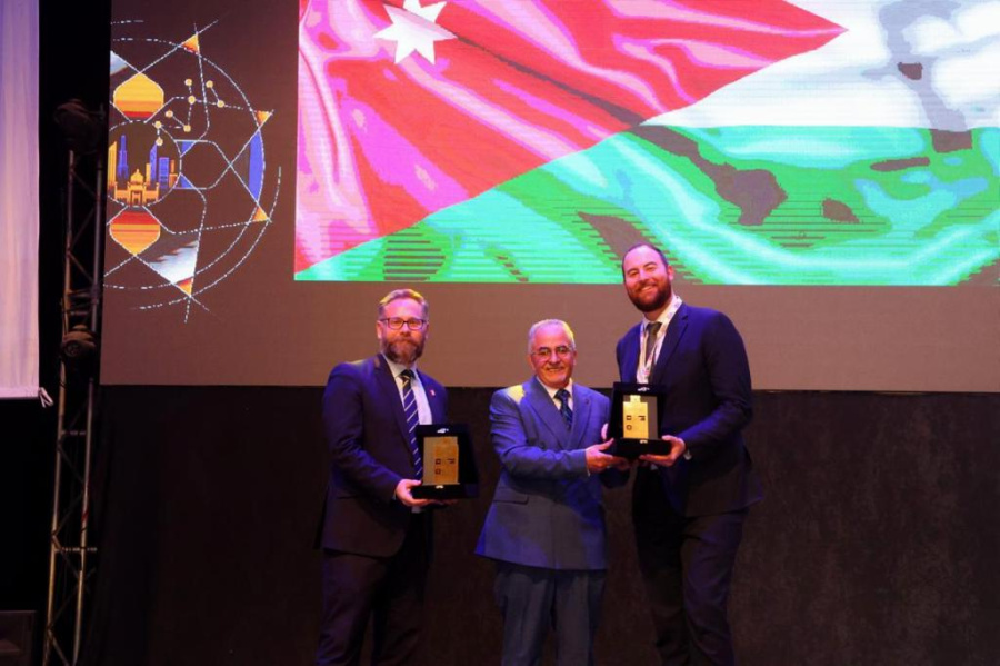 إعلان فوز عمان الاهلية بالمركز 23