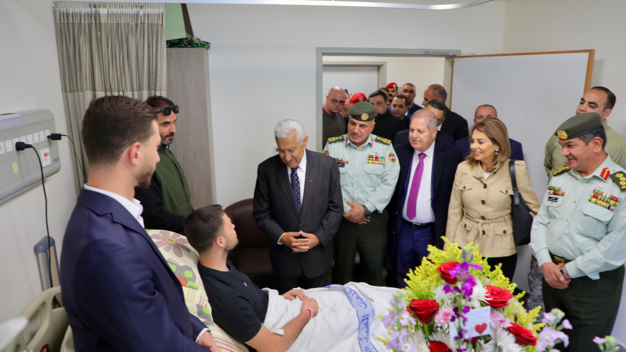 رئيس الأعيان بالإنابة وأعضاء المكتب الدائم