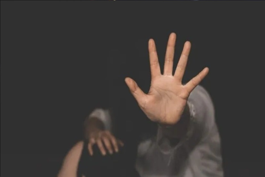 جريمة بشعة: أب ينهي حياة ابنته