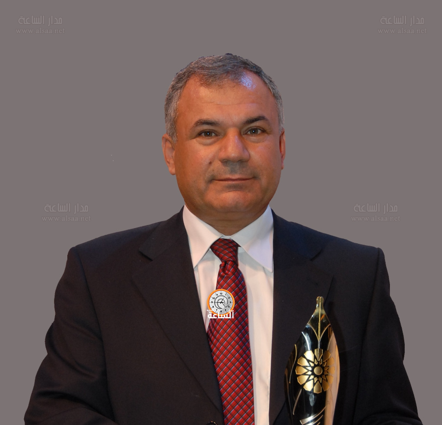 رئيس جامعة الإسراء يغادر موقعه