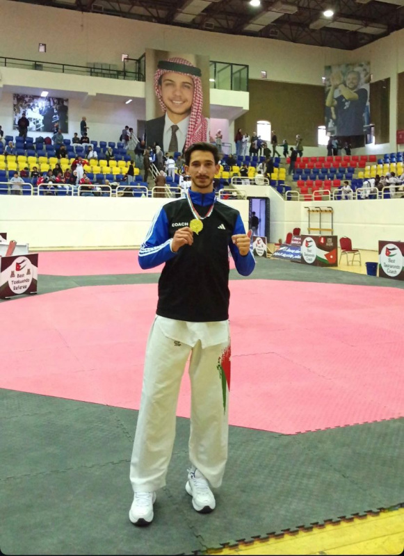 جامعة الزرقاء تحصد الميدالية الذهبية في