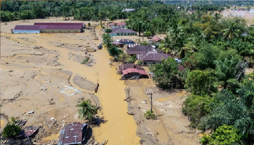 أكثر من 10 آلاف منزل تضرر،