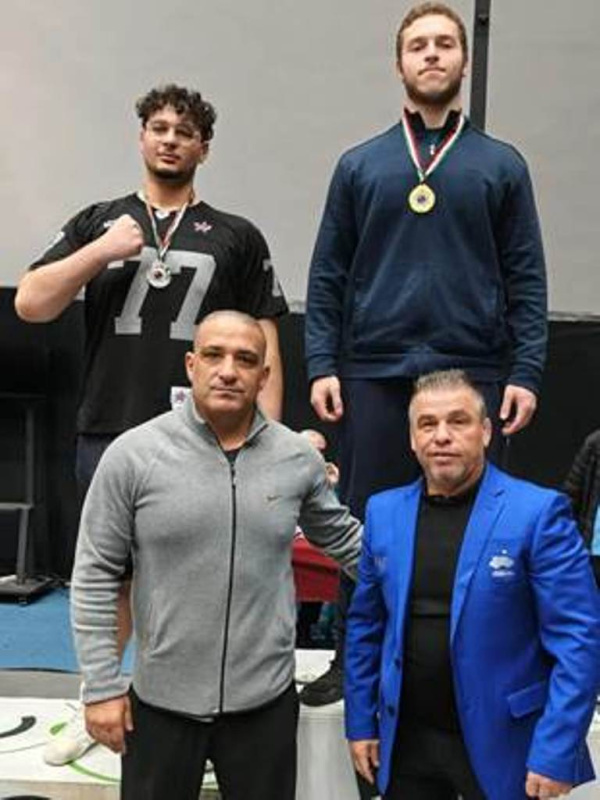 طالب عمان الأهلية أصيل نوفل يفوز