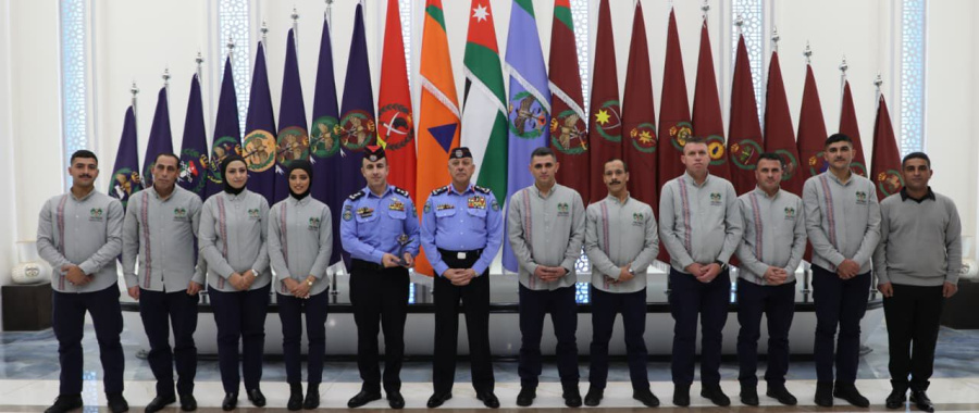 اللواء المعايطة يلتقي فريق صنع بعزيمة