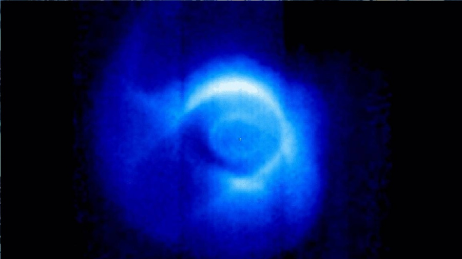 االكشف عن الدرع الخفي للأرض: الذيل