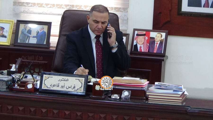 محافظ الزرقاء يتابع حادثة وفاة أسرة