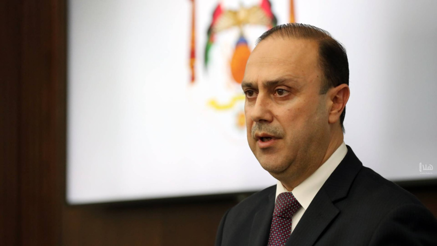 المومني يهنئ النشامى بالتأهل لنصف نهائي