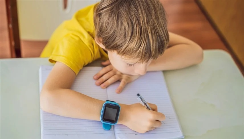 ساعة ذكية تتنبأ بنوبات غضب الأطفال