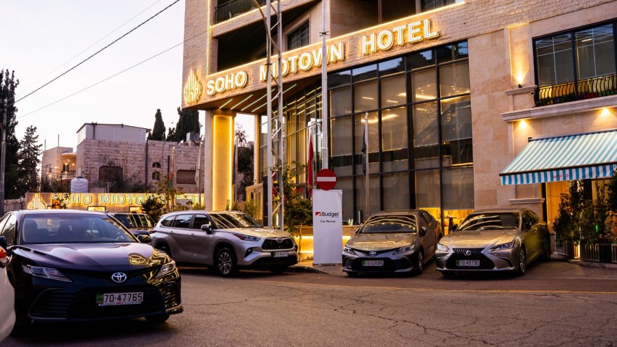 فندق سوهو يوقع اتفاقيات شراكات متعددة