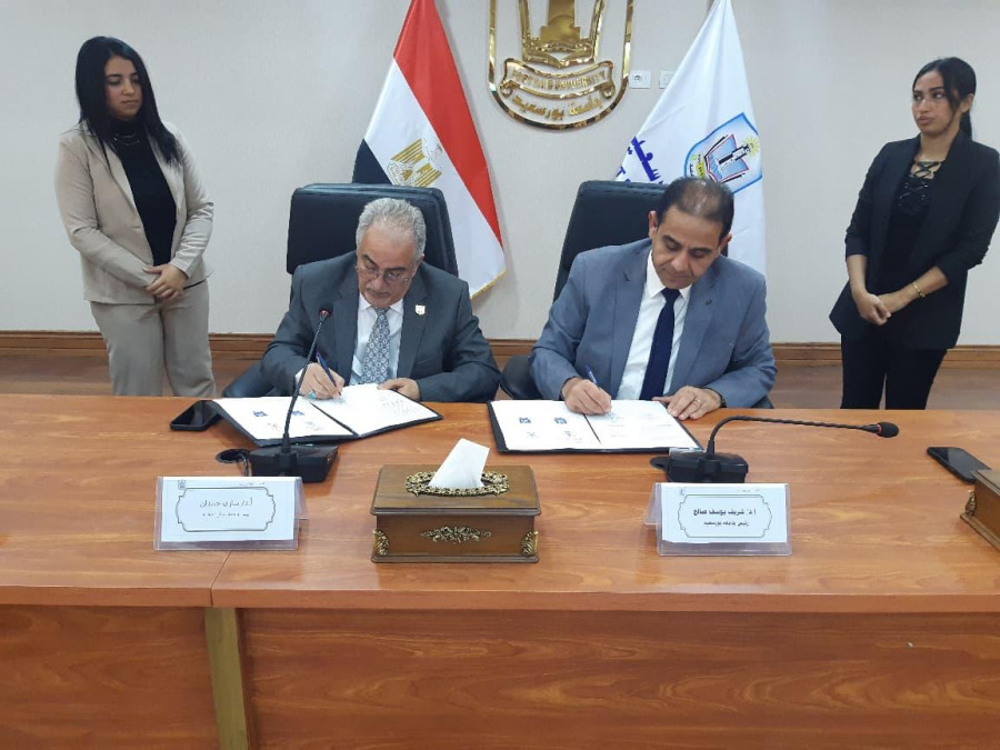 عمان الاهلية توقع مذكرة تفاهم مع