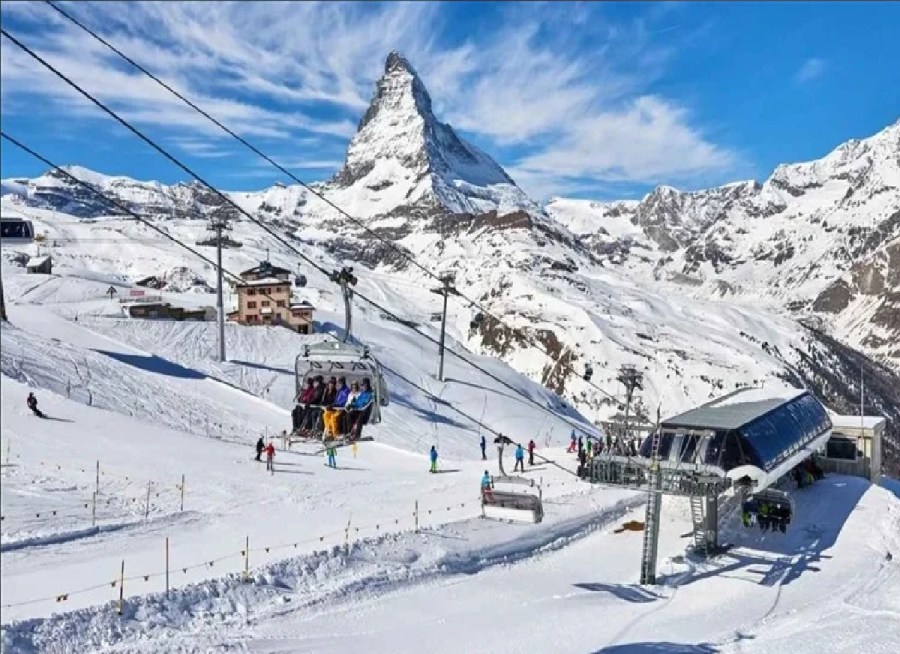 مأساة في منتجع سافين كوك: وفاة