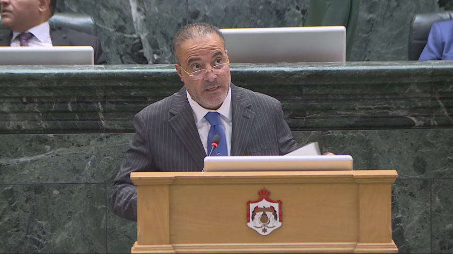 وزير المالية الشبلي: أنباء سارة للموظفين