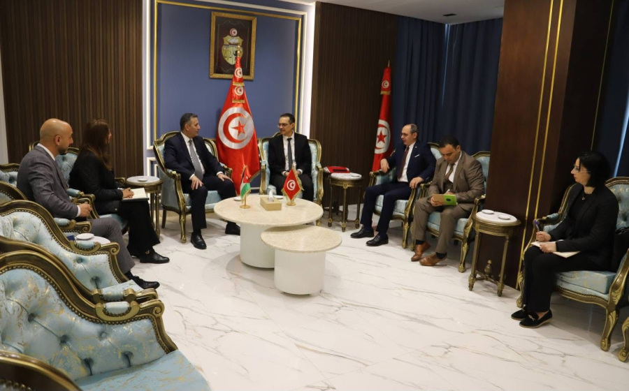 وزير الفلاحة والموارد المائية التونسي يبحث