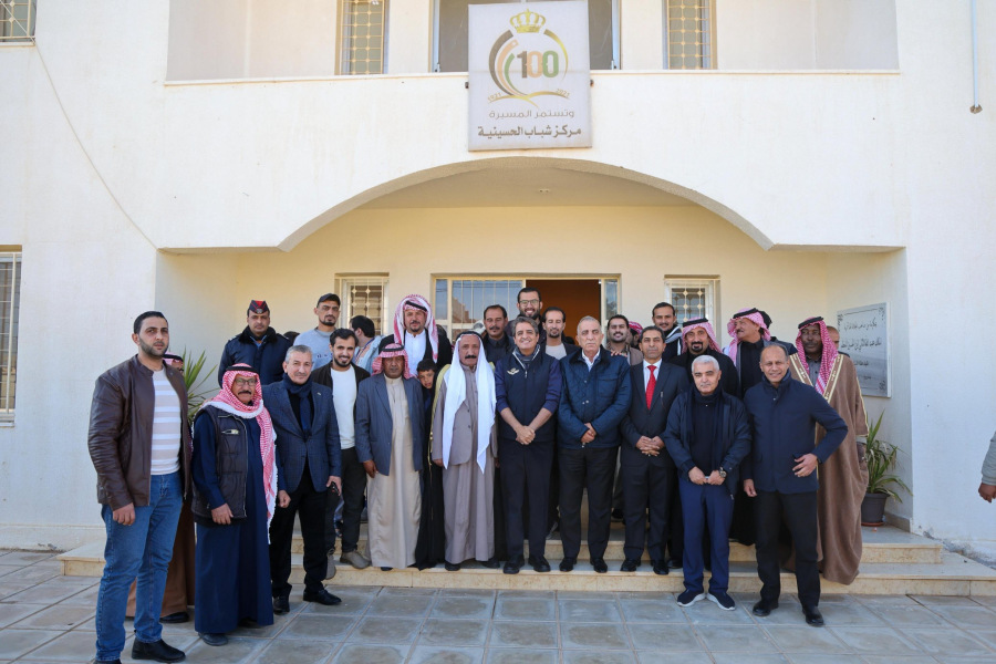 الوزيران الرواشدة والعدوان يزوران مراكز شبابية