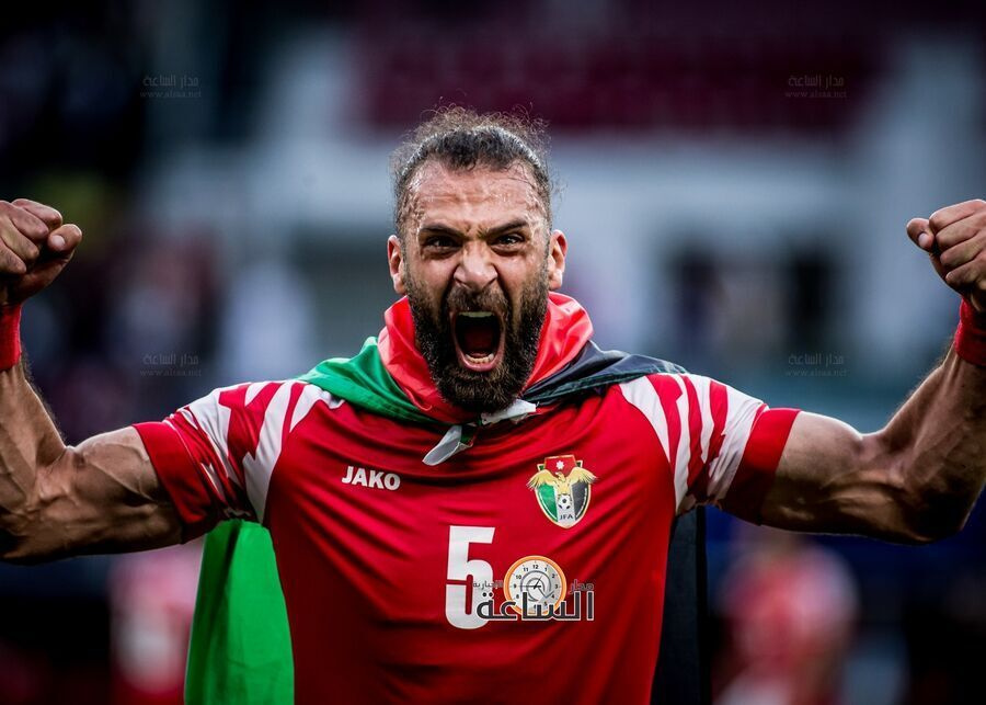 ترشيح يزن العرب لجائزة افضل لاعب