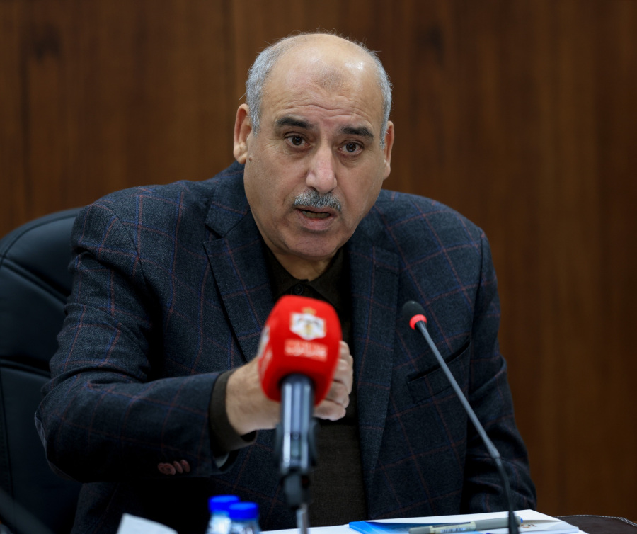 القاضي يترأس اجتماع تنفيذي النواب.. وتوجه