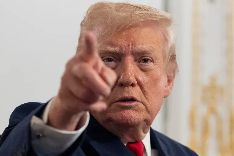 ترامب يحذر رئيسة فنزويلا المؤقتة من