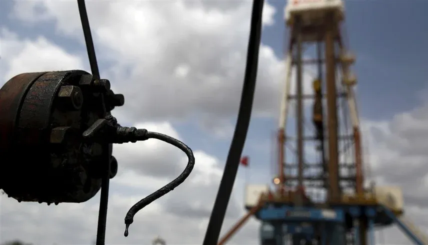 تراجع أسعار النفط وسط توقعات بزيادة