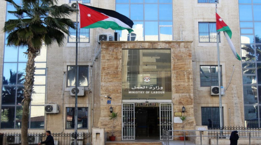 عمل الزرقاء: 2541 عاملا مشمولا بالضمان