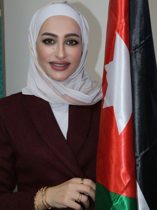 البطوش توجّه رسالة هامة للزوجات: المشاعر