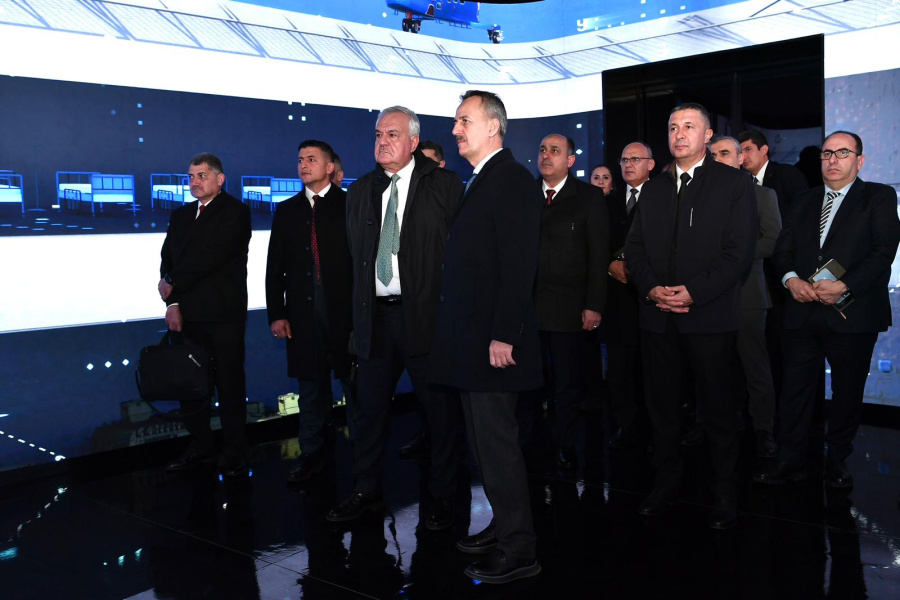 اللواء الحنيطي في شركة الصناعات الجوية