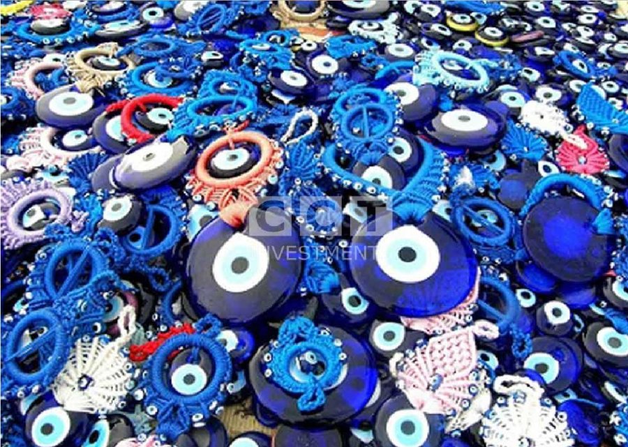 حكم لبس الخرزة الزرقاء لمجرد الجمال..