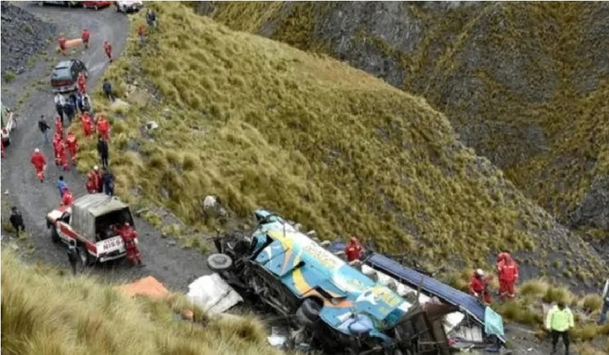 حصد أرواح 7 بالغين و4 أطفال..