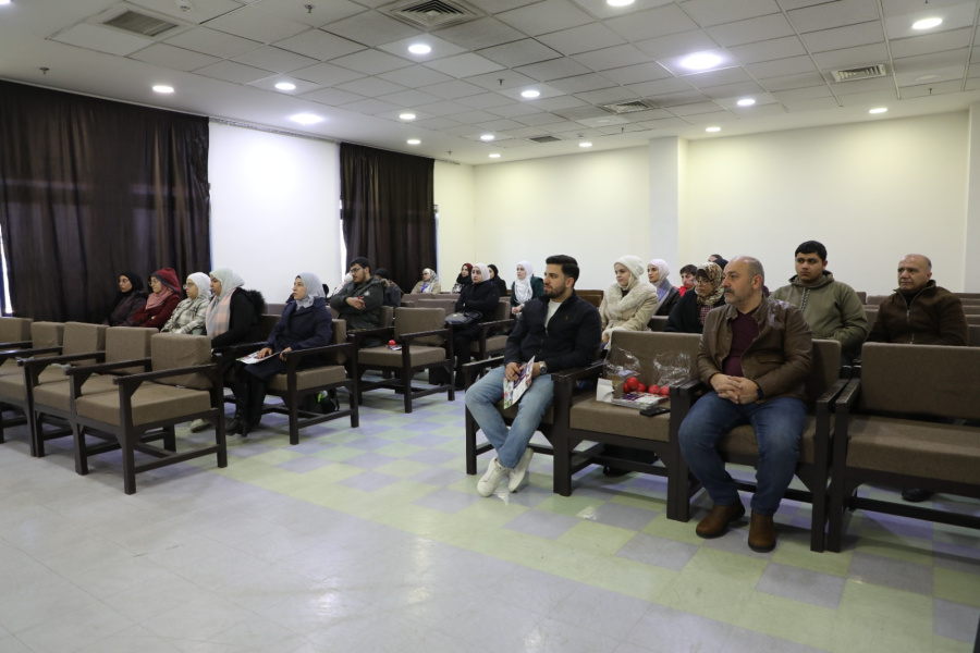 جامعة الزرقاء تعقد جلسة تعريفية حول