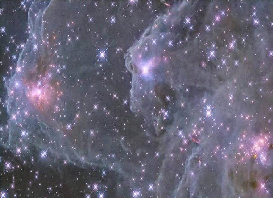 هابل من أسرار الكون إلى خطر