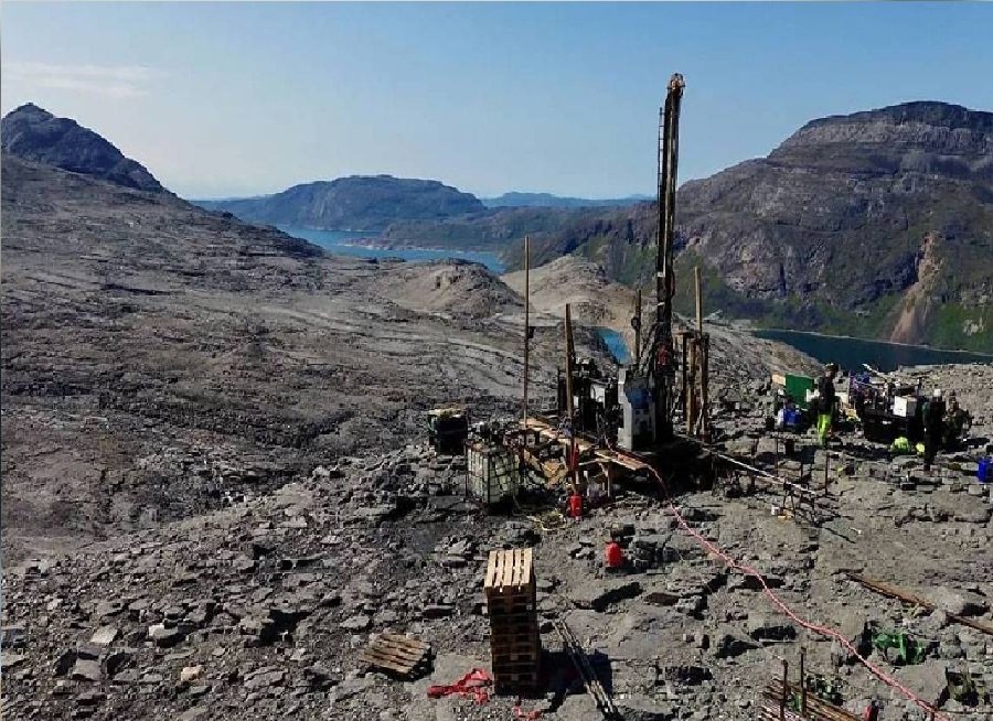 جزيرة الكنوز المنسية.. هل تشتري واشنطن