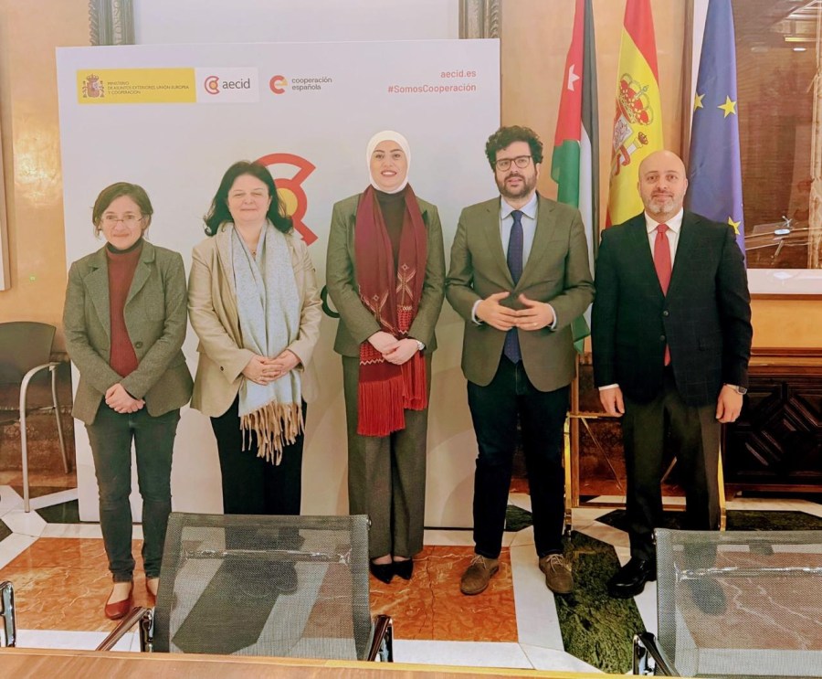 وزيرة التنمية الاجتماعية تلتقي مدير الوكالة