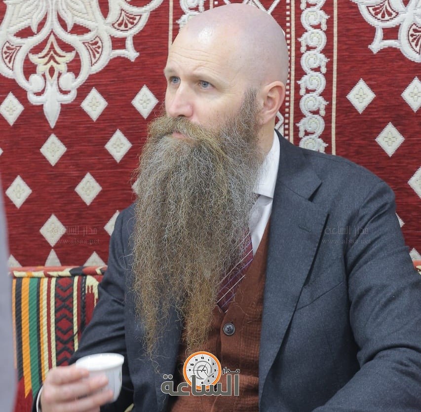 انطباعات “السفير هولتسنايدر”: لحيتي الطويلة “خبر”