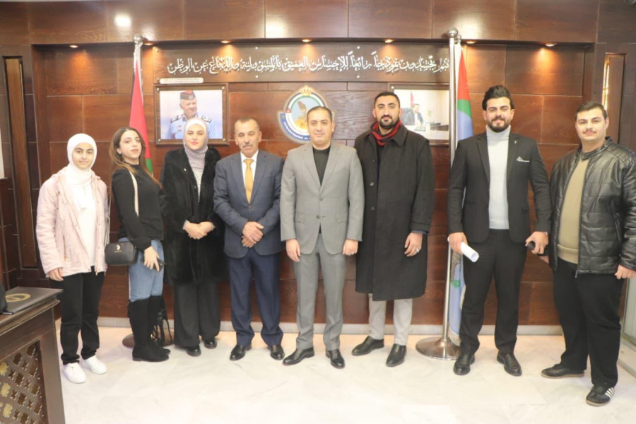 العميد القضاة يرعى إطلاق الحملة المليونية