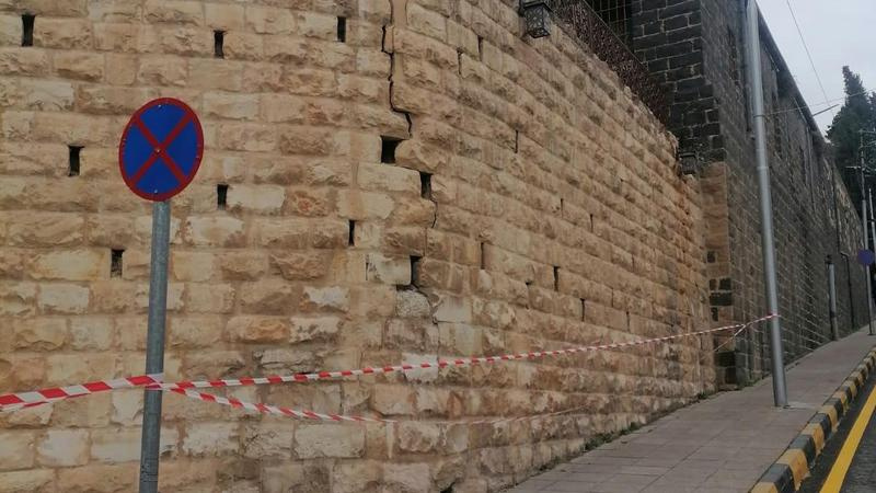 إغلاق محيط دار السرايا الأثري في