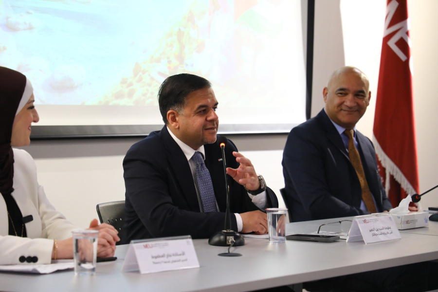 أمين عام وزارة السياحة والآثار يرعى