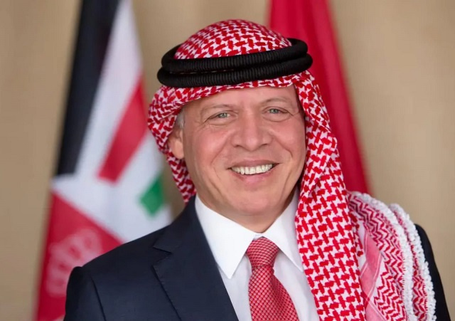 الكلية الجامعية الوطنية للتكنولوجيا تهنئ الملك