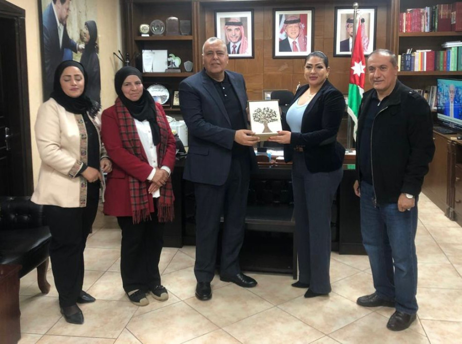 مساواة يكرم محافظ مادبا الجبور (صور)