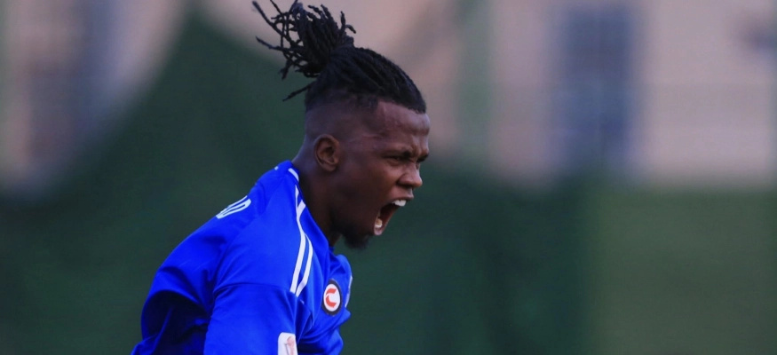 الأردني بوغبا يفسخ عقده مع الميناء