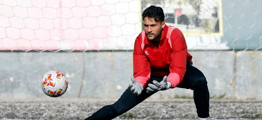 حارس الوحدات الفاخوري ينفجر في وجه