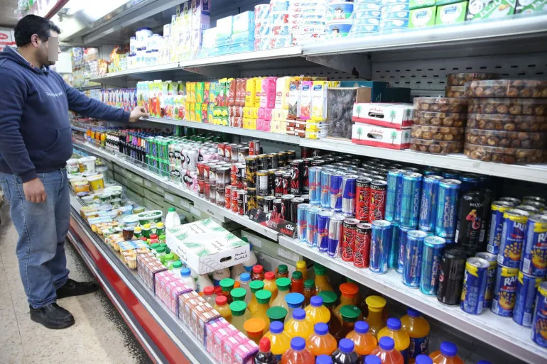 مخزون وفير من السلع الاستهلاكية خلال