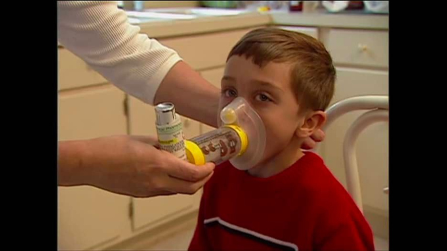 طبيب متخصص يحذر: يمنع على هؤلاء