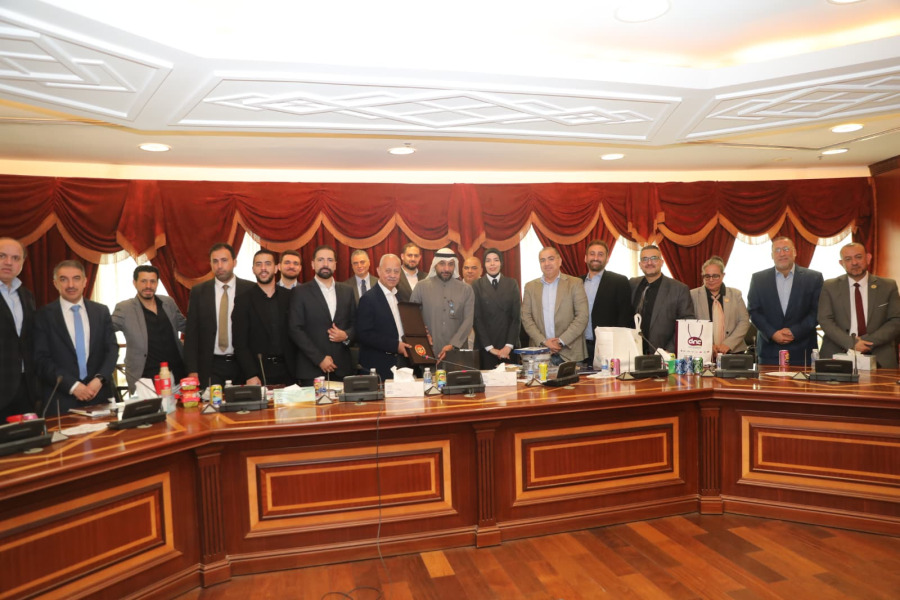 وفد صناعي أردني يلتقي ممثلي مراكز