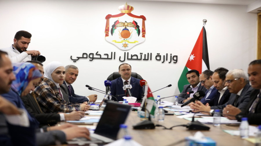 الحكومة تستعرض خطتها الإعلامية الإجرائية استعدادا