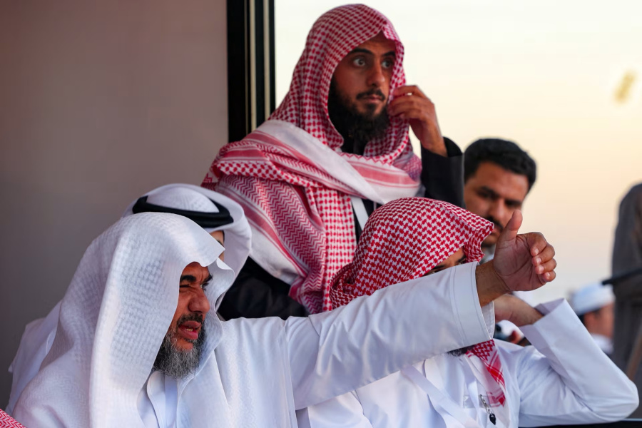 بالأسماء.. دول عربية بدأت رمضان الأربعاء